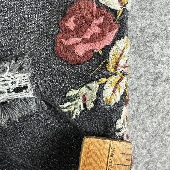 Abercrombie & Fitch Simone High Rise Ankle Jeans Womens 27 Floral Embroidered* - Picture 6 of 16